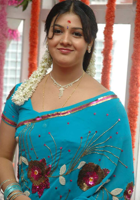 tollywood jyothi krishna in blue saree